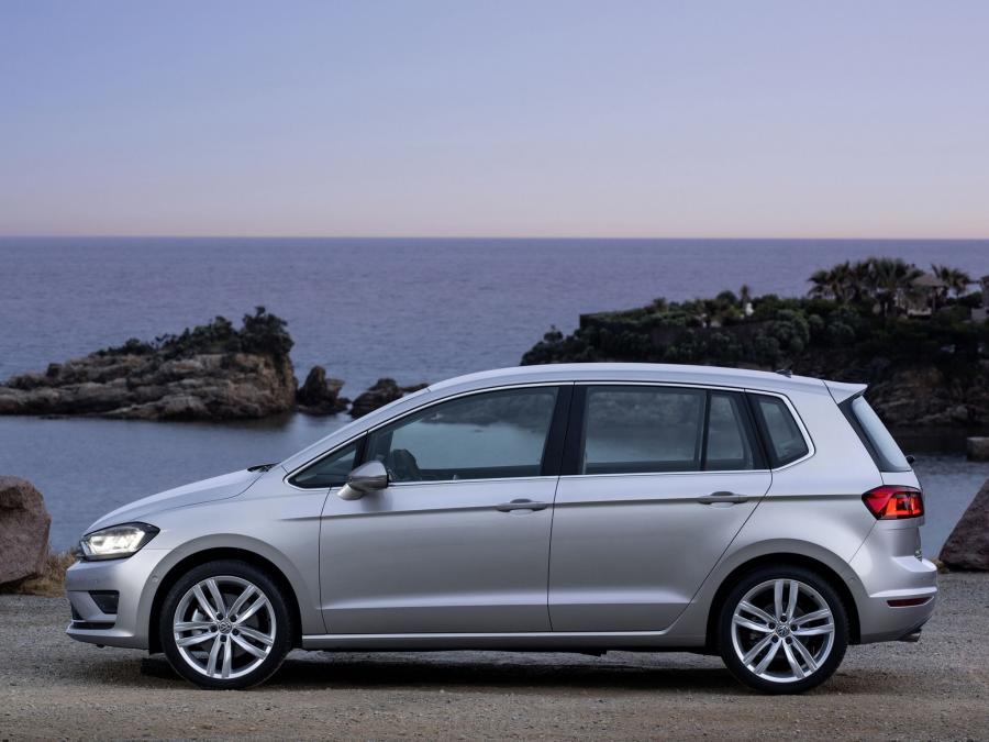  Volkswagen Golf Sportsvan TDI 2014 года  (фото 5 из 36)